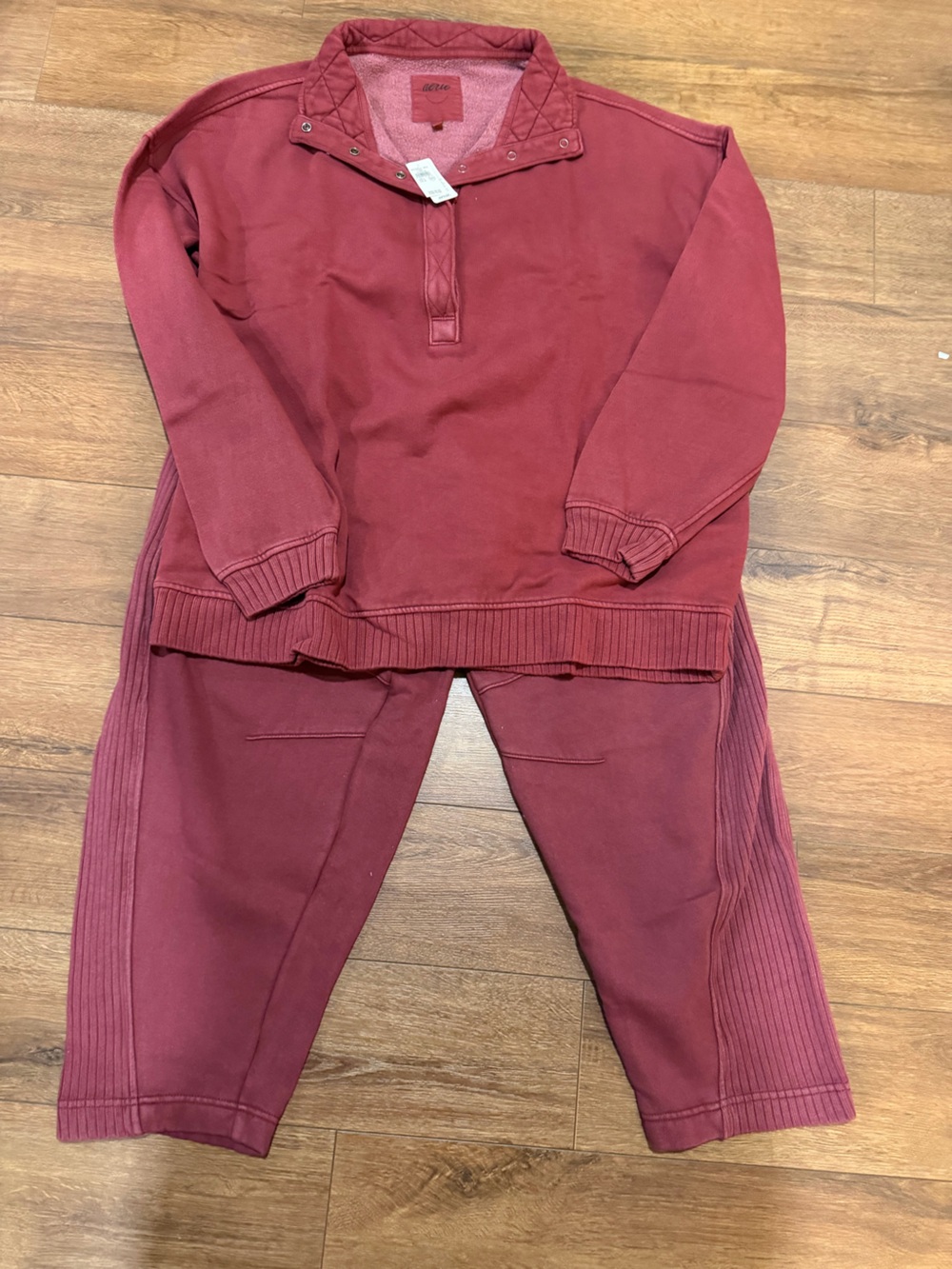 Aerie matching Oh Snap! Set